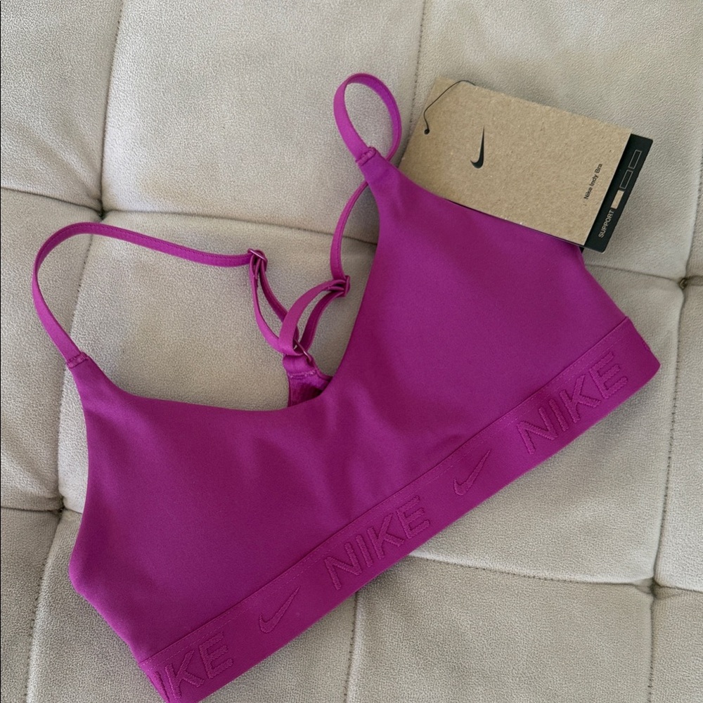 Nike Kids Magenta Sports Bra ( S-P)